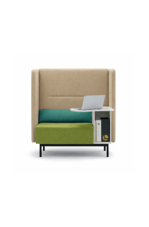 Poltrona un posto con fianchi e schienali imbottiti alti 1510mm