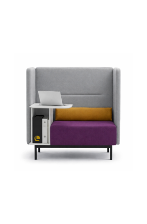 Poltrona un posto con fianchi e schienali imbottiti alti 1510mm